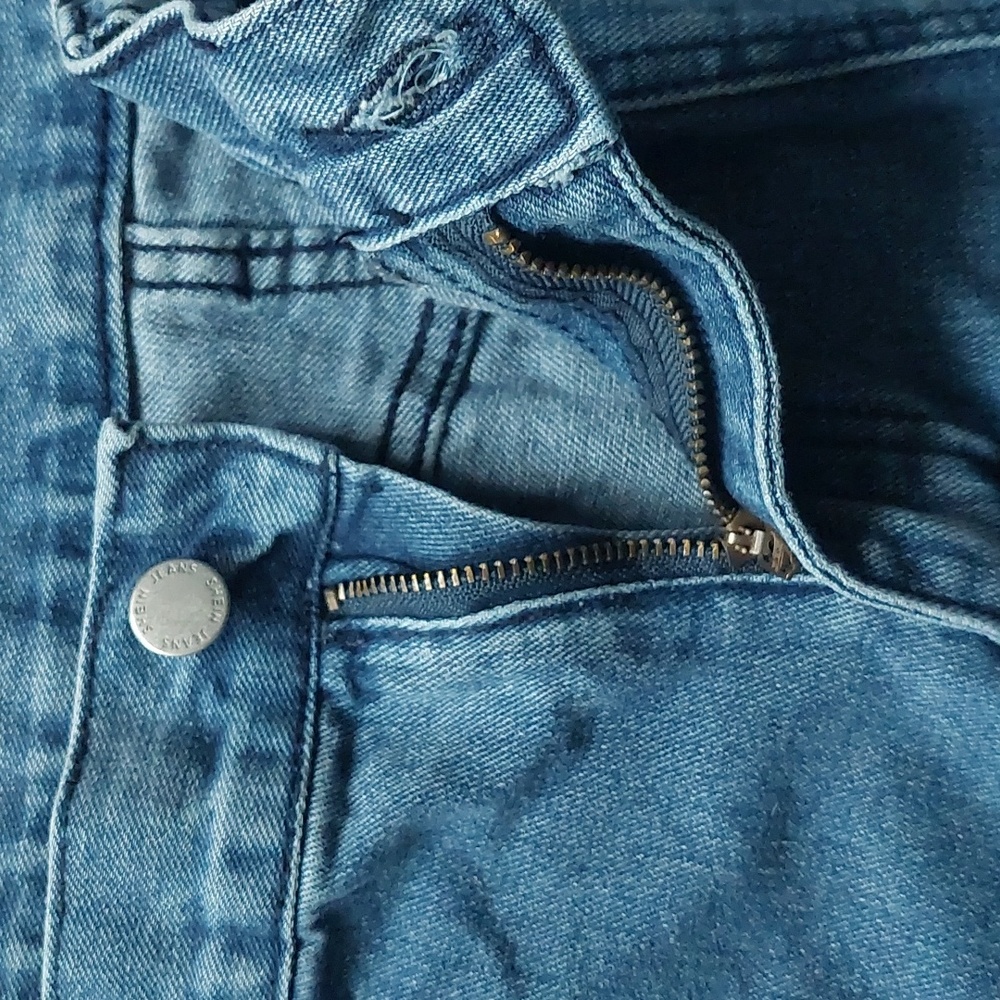 Shein Jeans; Color: Medium Denim, Size: XXL - Picture 6 of 16